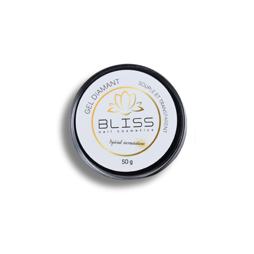 Le gel Diamant clear est un gel technique de construction extrêmement transparent qui vous permettra de faire des incrustations lors de vos poses : paillettes, nacres, fleurs séchées… Transparent comme du Crystal il sublimera vos poses.