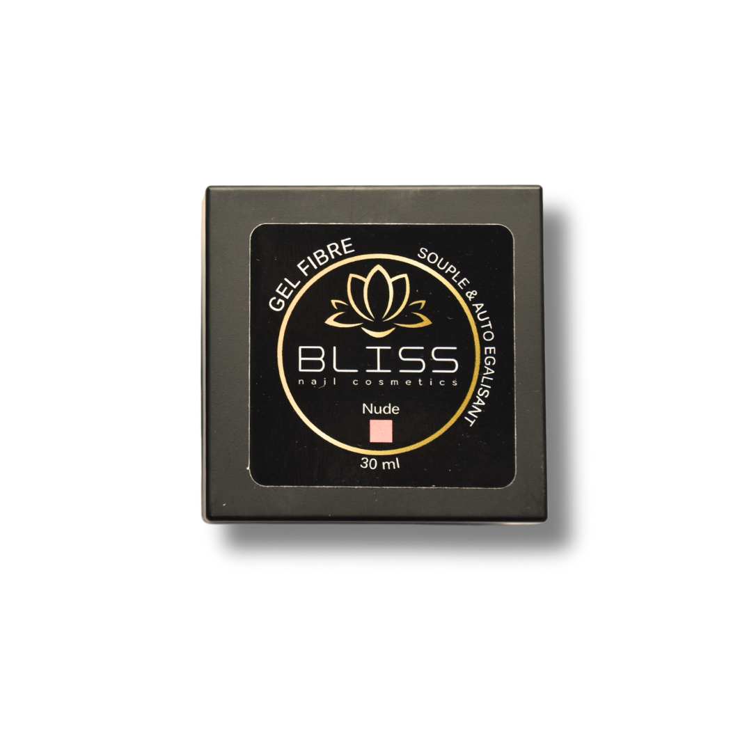 Gel de construction FIBRE NUDE, parfait pour les peaux dorées à mates.
Gel multifacettes, qui vous permettra de réaliser des poses sur chablon ou remplissage et capsules. Sa texture souple mais non coulante est parfaite pour assurer une bonne tenue à vos poses.