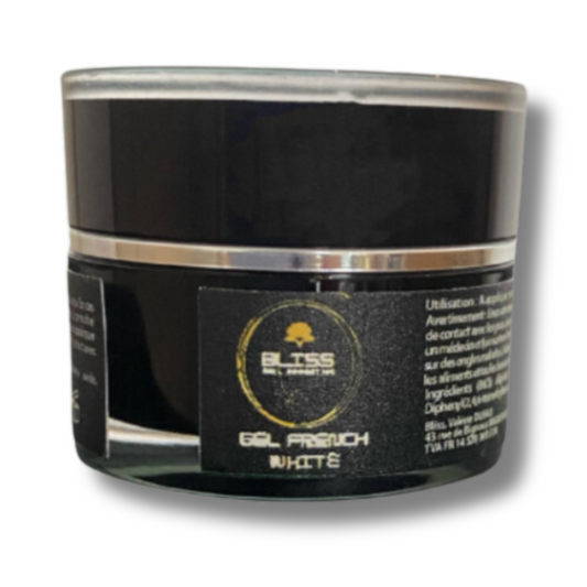 Le gel french Bliss a une couleur très blanche. Souple, il vous permettra de dessiner vos french en toute simplicité.