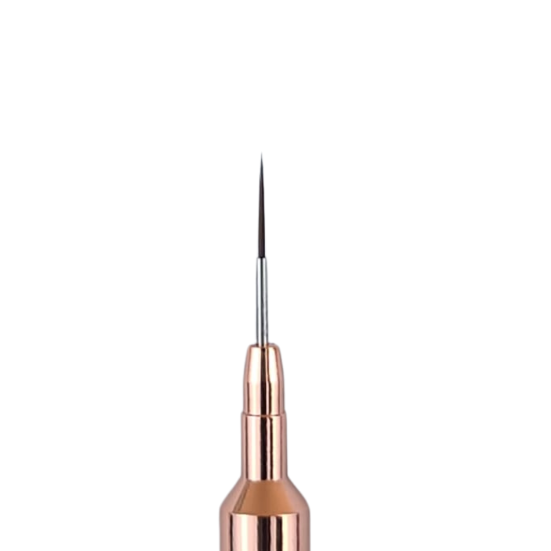 Bliss vous propose son pinceau Nail Art Taille 9 mm