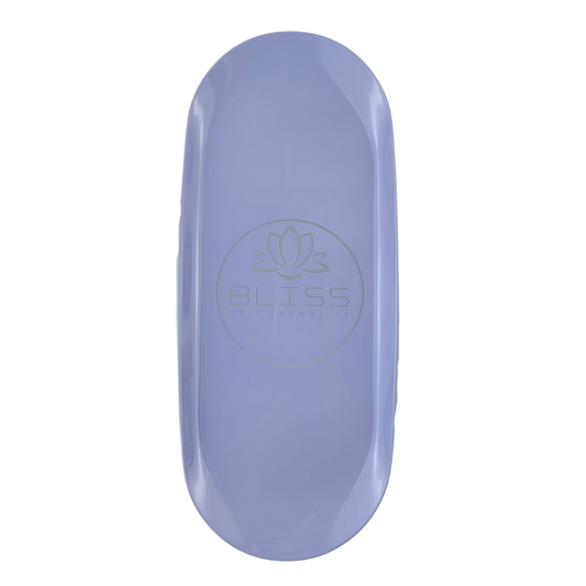 Bliss, la marque dédiée aux prothésistes ongulaires vous propose son plateau oval de couleur mauve. Gardez votre espace de travail propre !
