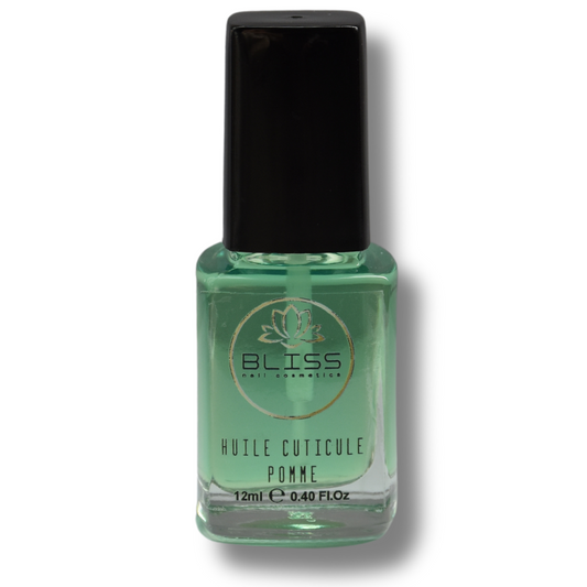 Huile à cuticule, prothésiste ongulaire, produits ongles